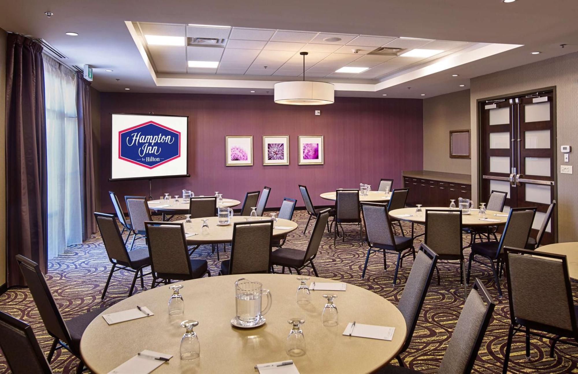 Hampton Inn By Hilton Timmins Eksteriør billede