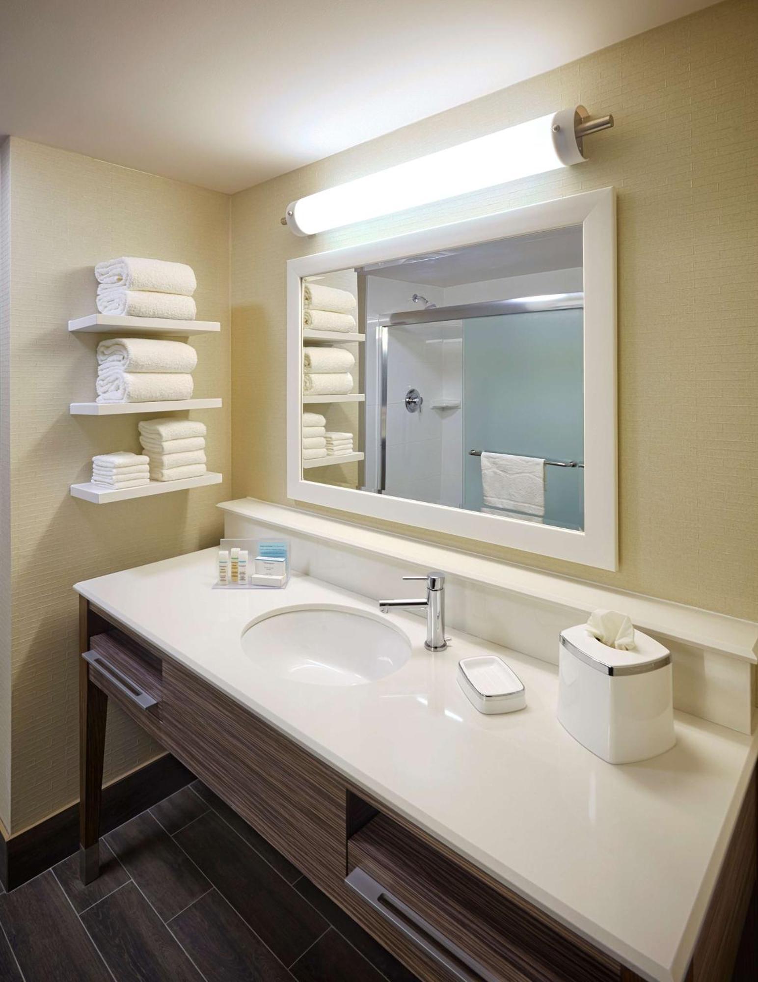 Hampton Inn By Hilton Timmins Eksteriør billede